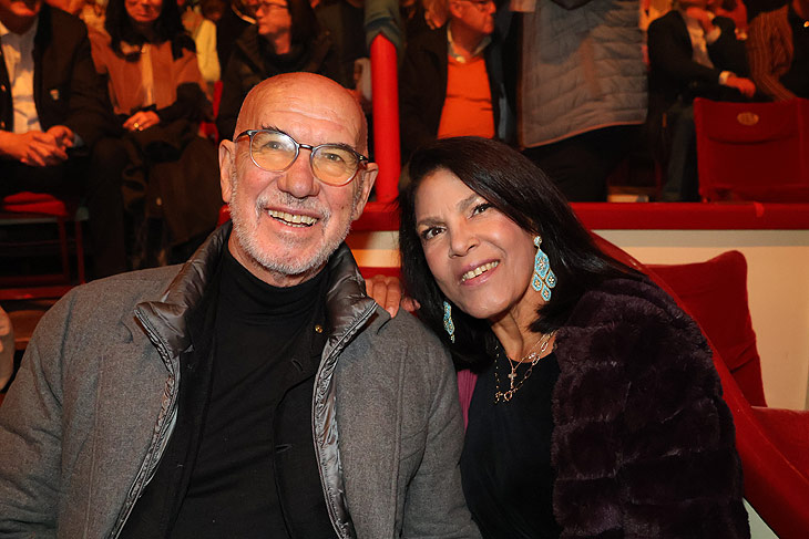 Roncalli Premierenabend mit Regisseur Otto Retzer und Shirley Retzer (©Foto: Martin Schmitz)